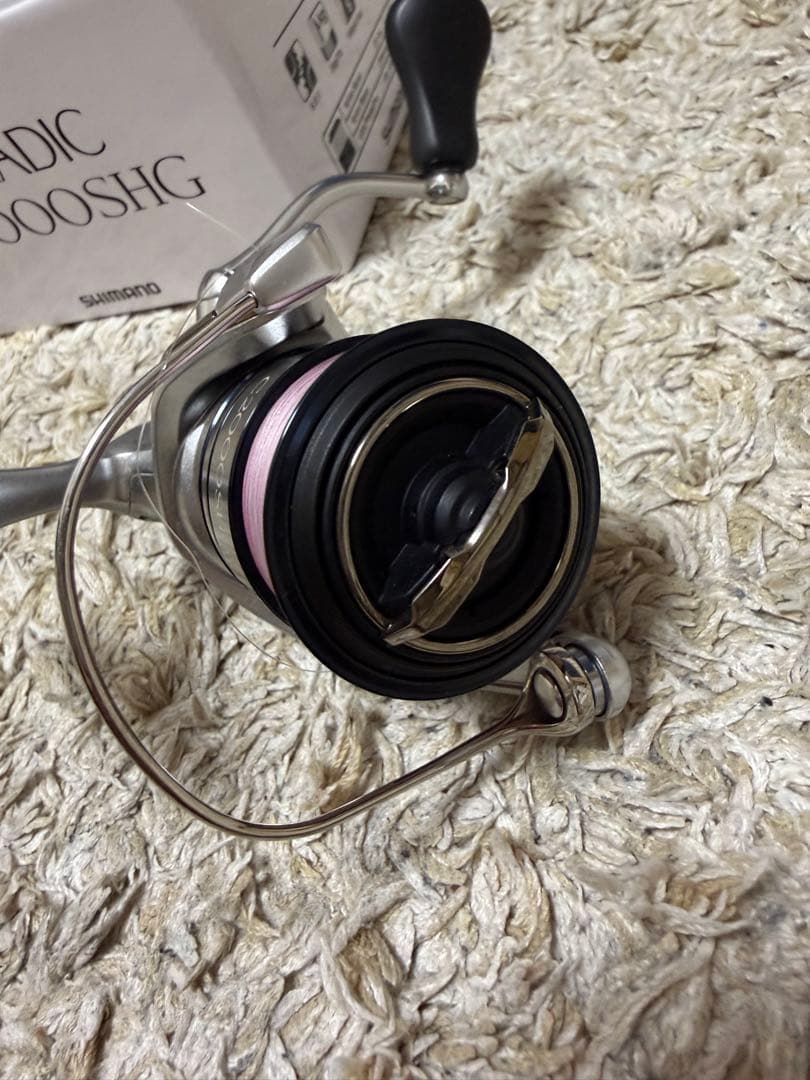 シマノ 19 ストラディック C2000SHG スピニングリール