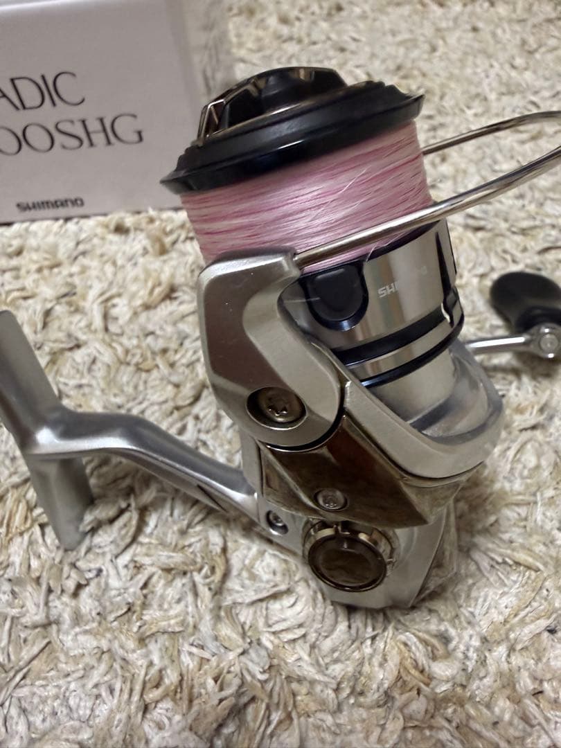 シマノ 19 ストラディック C2000SHG スピニングリール