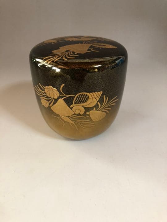 K678  配送料無料　金蒔絵棗　貝　松　木製　茶道具　漆器　内銀