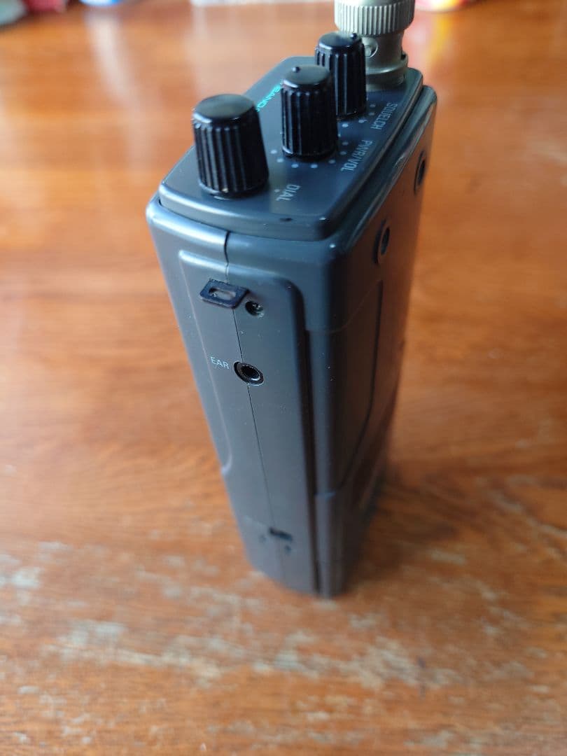 Yupiteru MVT-7200 マルチバンド受信機