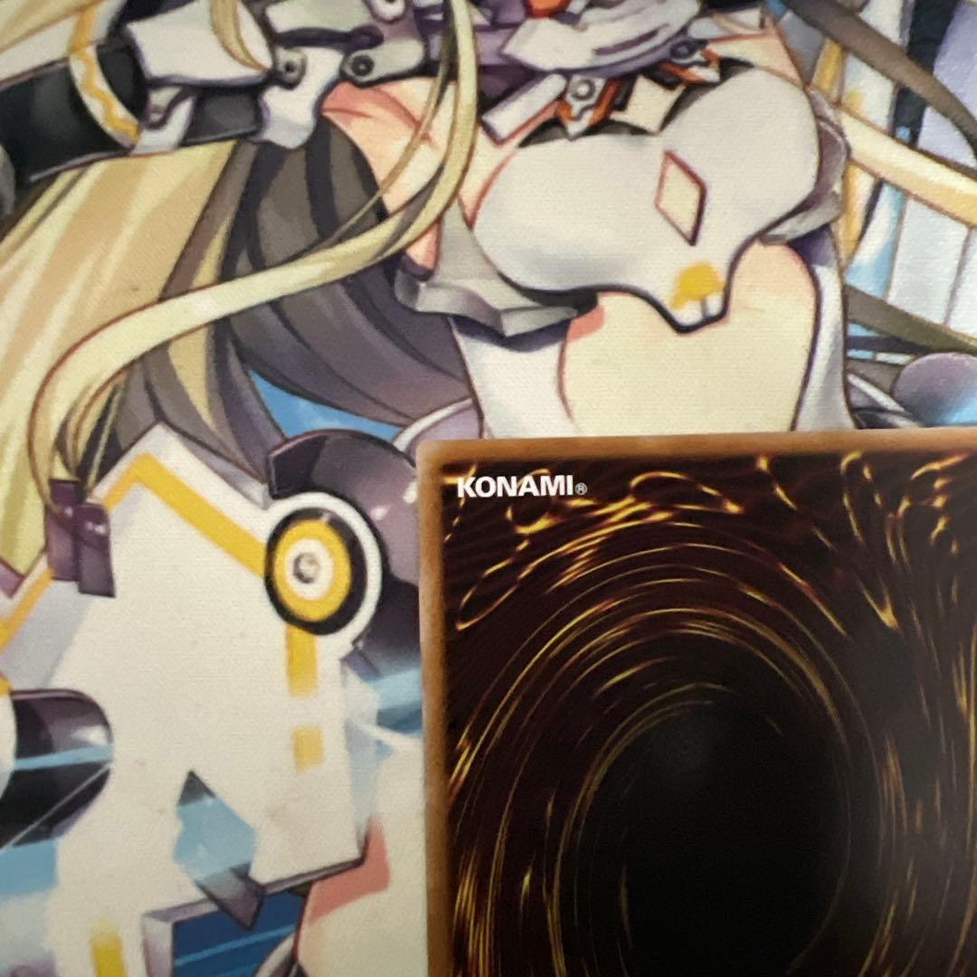 スカーレッドノヴァドラゴン　プリズマティックシークレットレア　絵違い