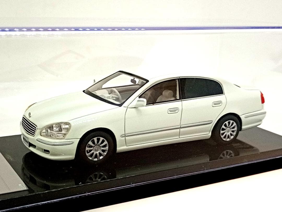 WIT'S 1/43 日産 シーマ 450XV (ホワイトパール)