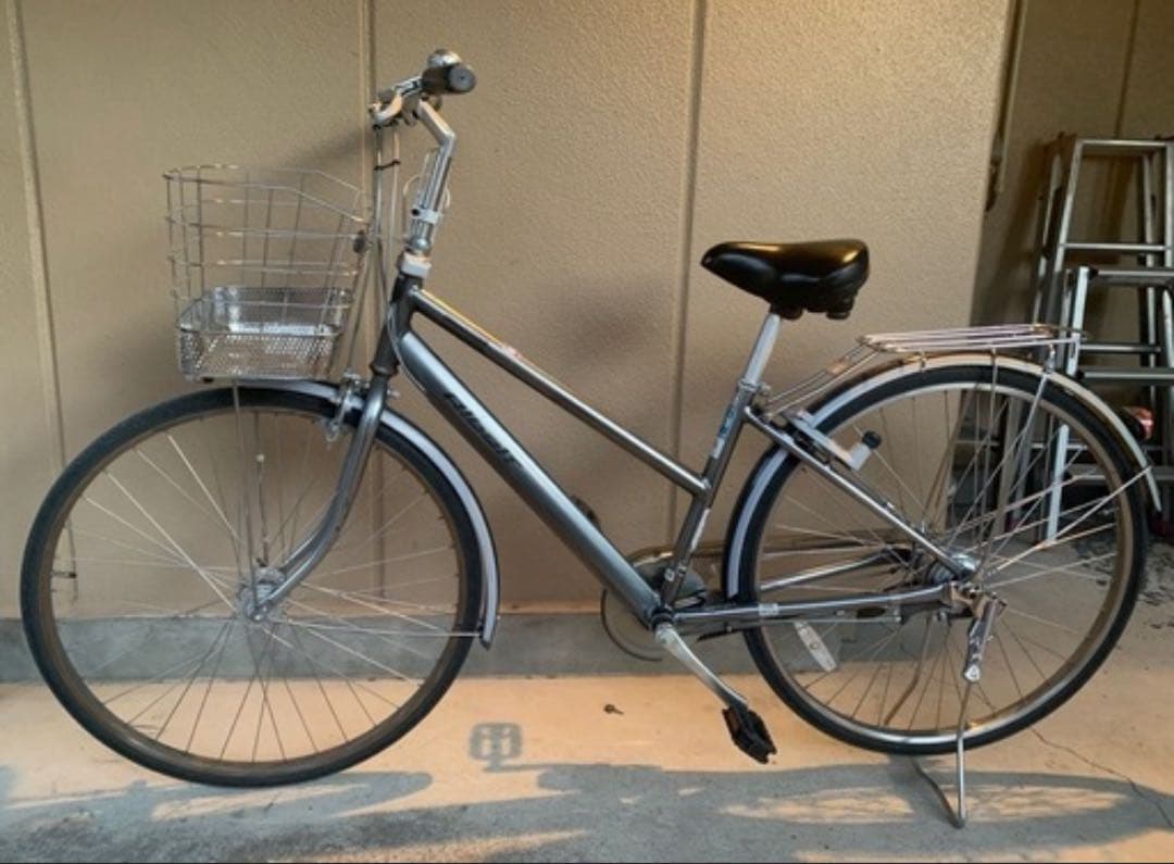 ブリヂストン　27インチ　アルベルトロイヤル シルバー