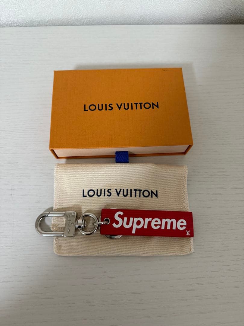 ルイヴィトンシュプリーム キーリング キーホルダー MP2074