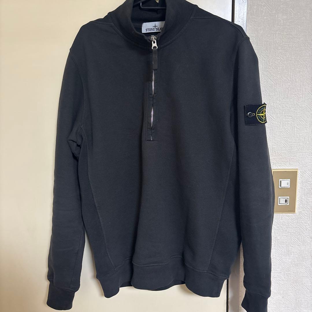 し*ゅ様 【品薄Sサイズ】STONE  ブラック ハーフジップ