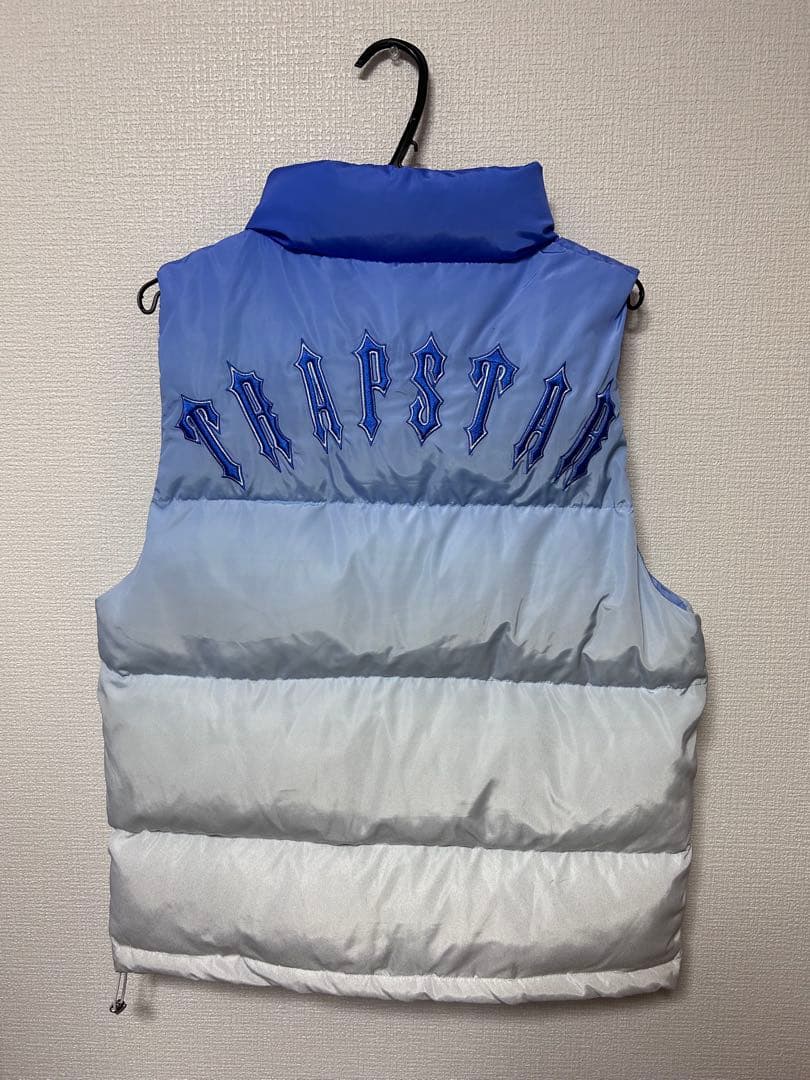 ビッチアムだぁーだぁ　TRAPSTAR グラデーションベスト