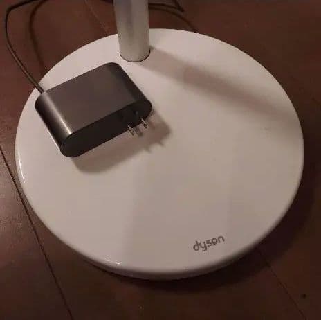 ダイソン Dyson コードレススティッククリーナー SV19