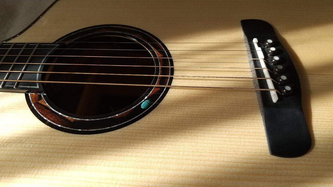 Merida / WAVE　アコースティックギター　ほぼ新品未使用