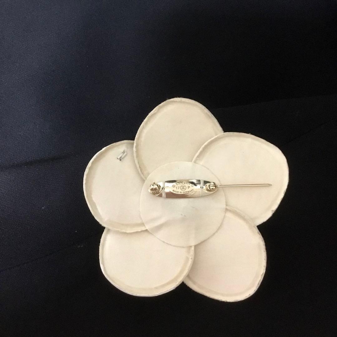 ♡シャネル　カメリアバイカラーブローチ♡レア