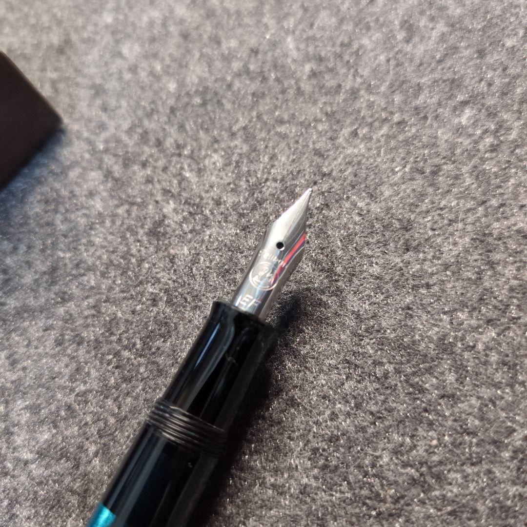 Pelikan 万年筆 m205 ペトロールマーブル EF インク付き