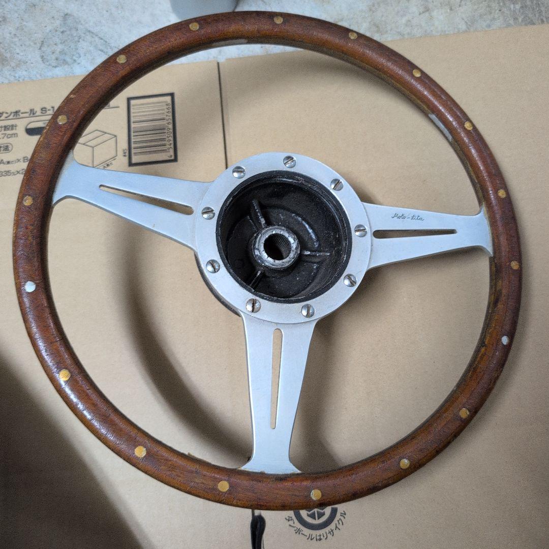 モトリタウッドステアリング 33cm3スポーク ミニボス付き