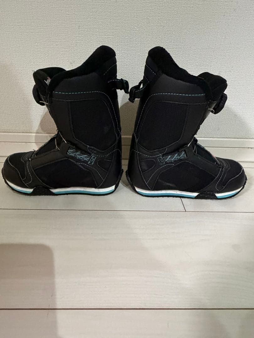 2021-22RIDEキッズスノーボード90バインディング、ブーツセット