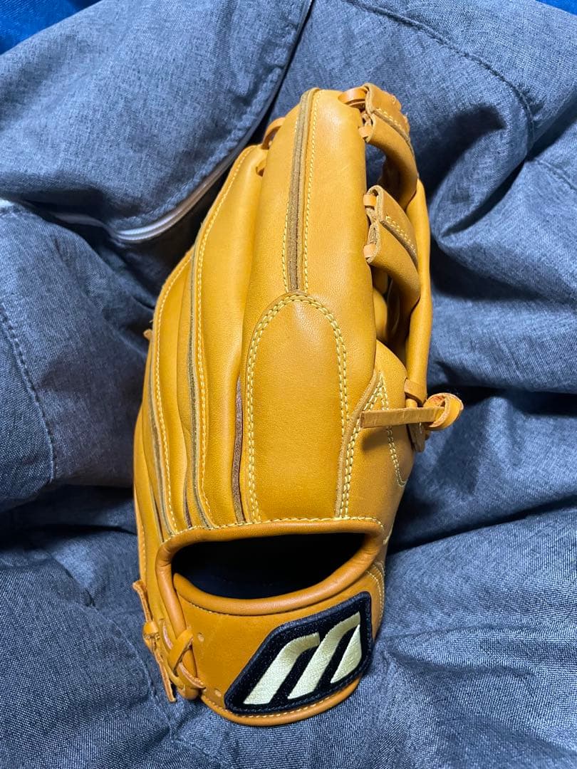 Mizuno ソフトフォーム構造 グローブ イエロー