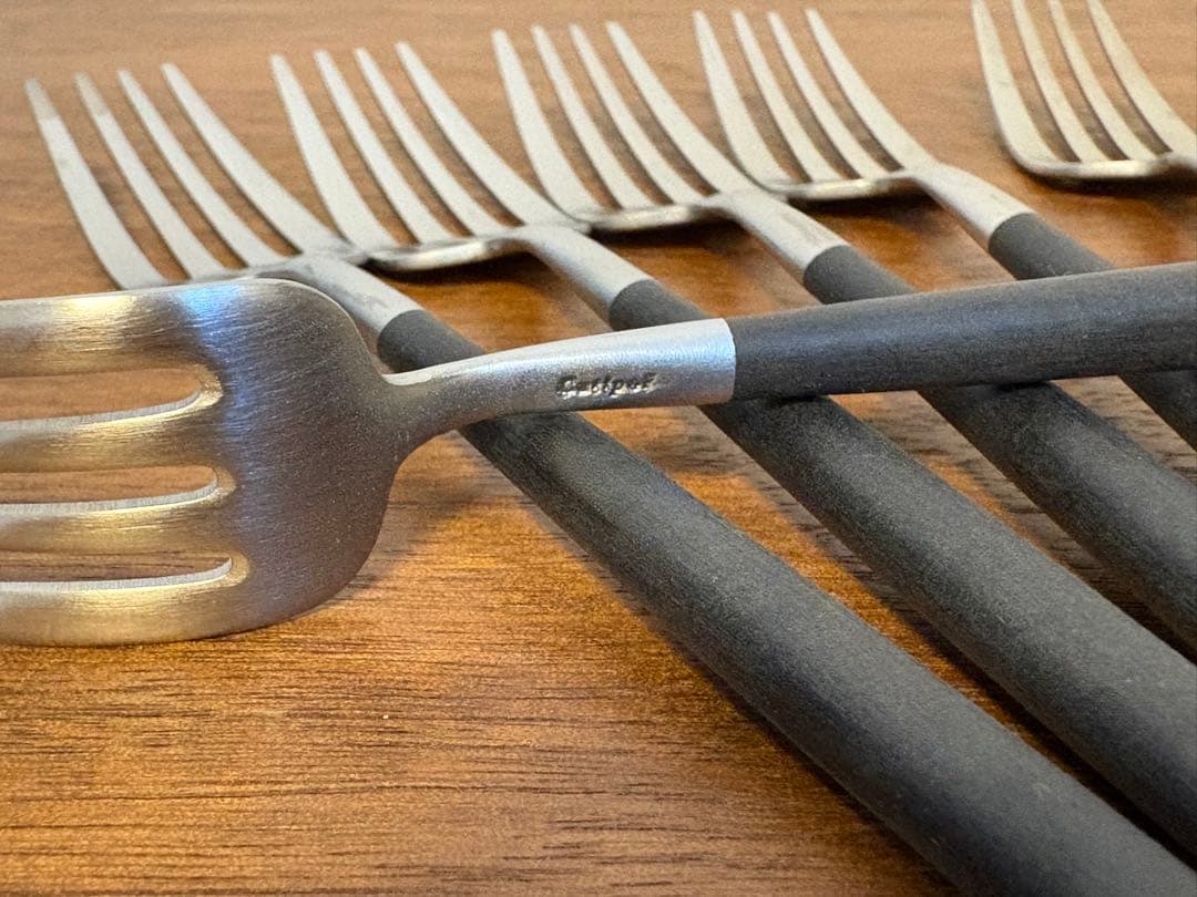 クチポール❤︎GOAデザートフォーク6本setブラック&シルバーマット