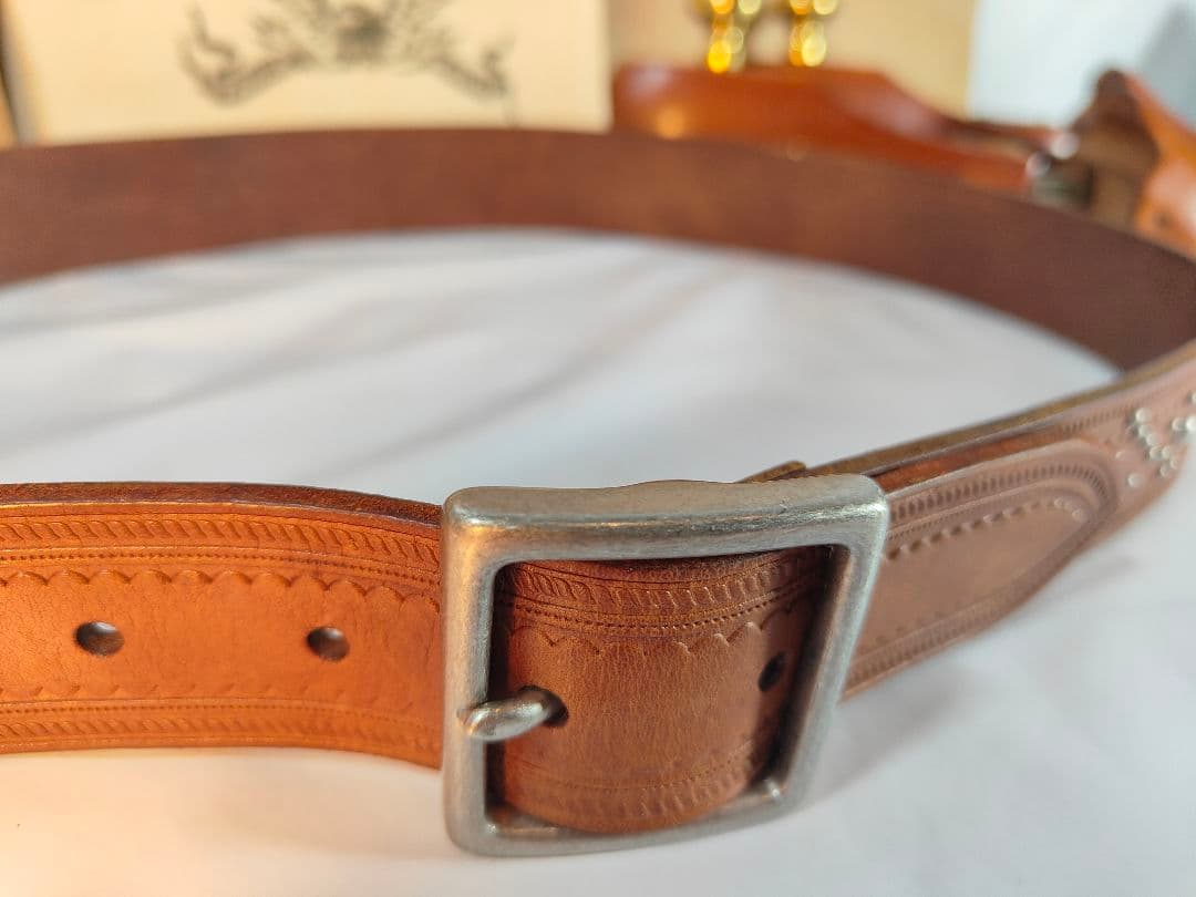 【極美品】RLL ローレンラルフローレン　高級スタッズレザーベルト　厚本革正規品