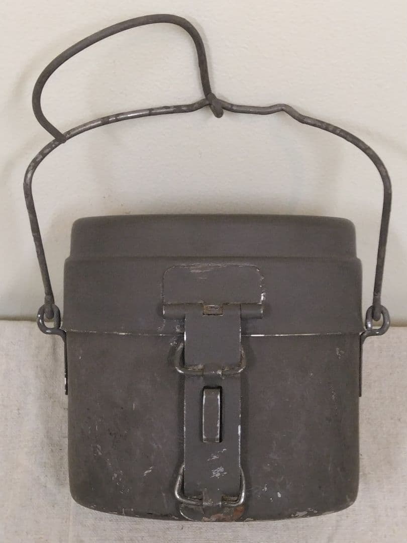 【訳あり】スウェーデン軍 ステンレス製飯盒 B