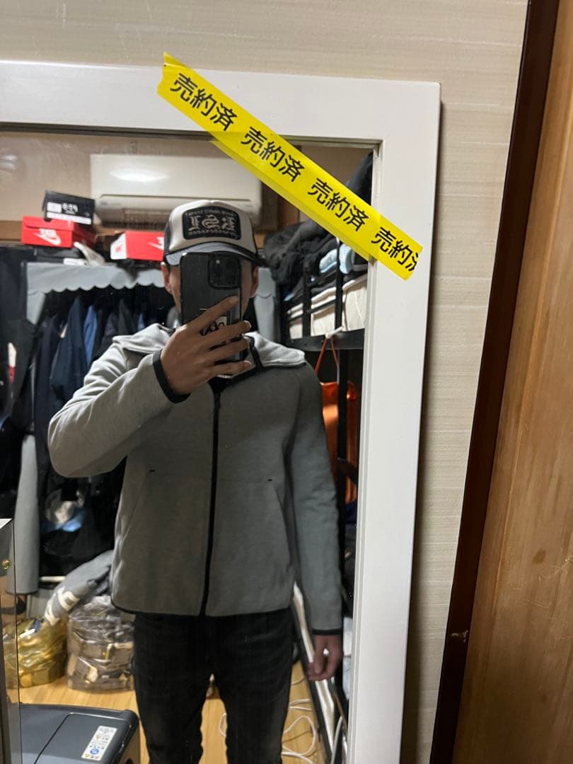 NIKEテックフリース　上　s