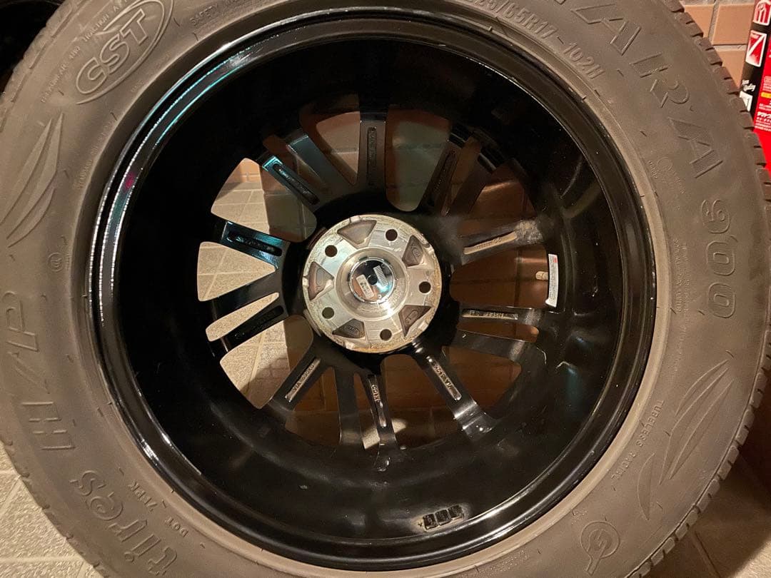 ★☆タイヤホイールSET 225/65R17 INSET38☆★愛知県手渡し限定