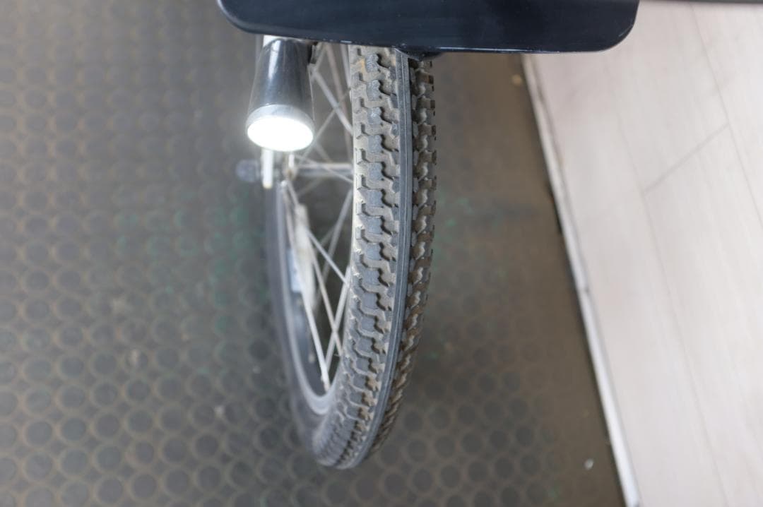 電動自転車ヤマハPAS　KISS　20インチ3段　8.7Ah（4点灯）充電器あり