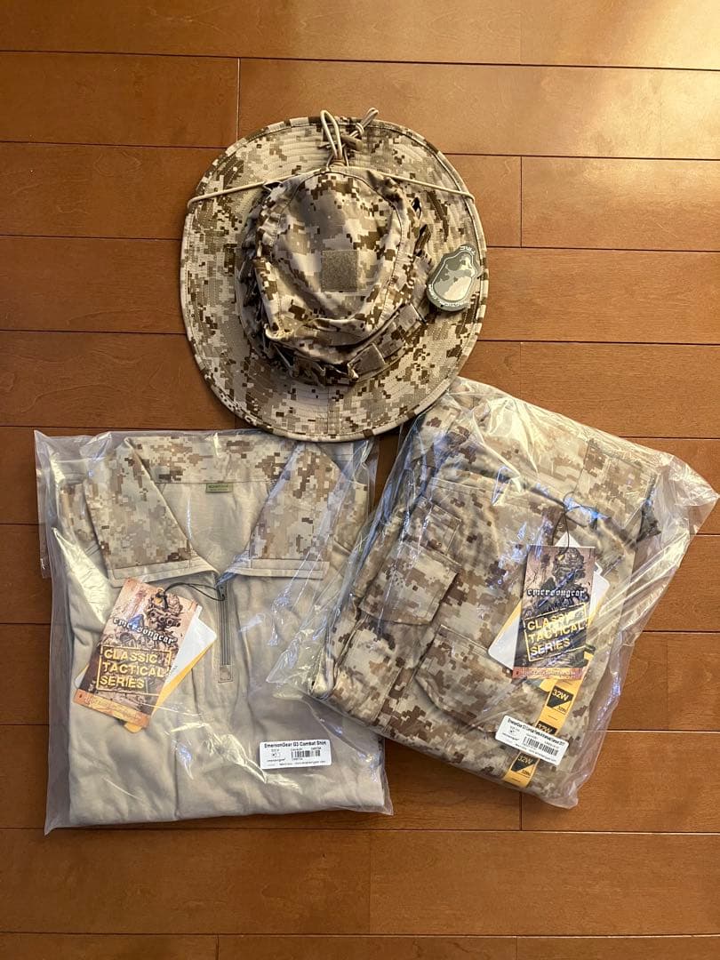 未使用新品 AOR1迷彩 ブーニーハット、コンバットシャツ・パンツのセット