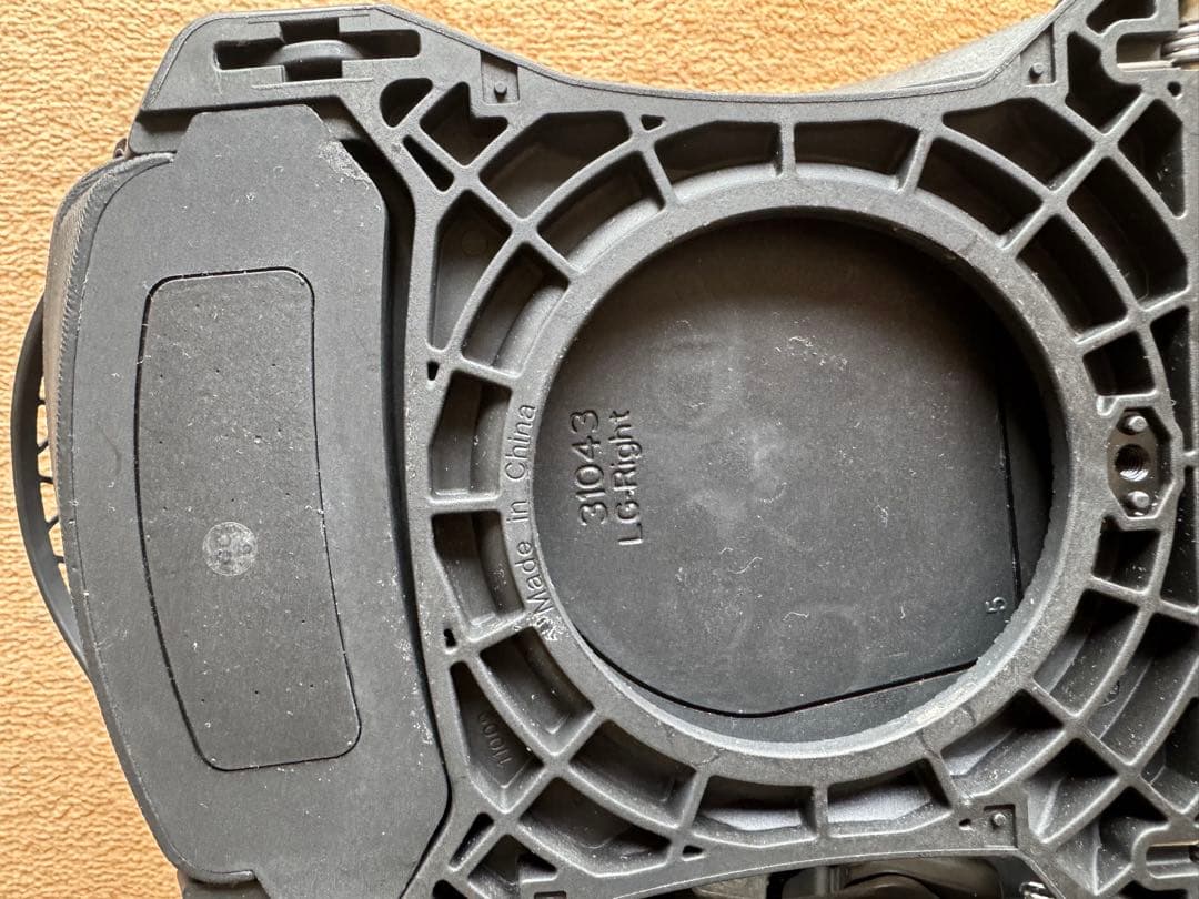 Nidecker Supermatic Carbon ビンディング