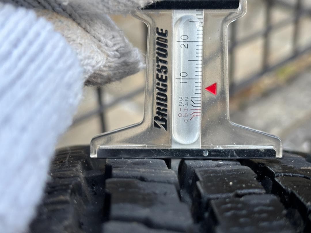 バリ山 Weds VICENTE 4本 iceGUARD 145/80R12