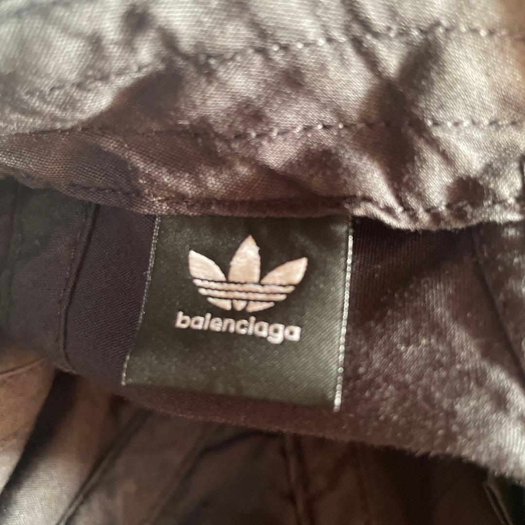 BALENCIAGA × adidas キャップ