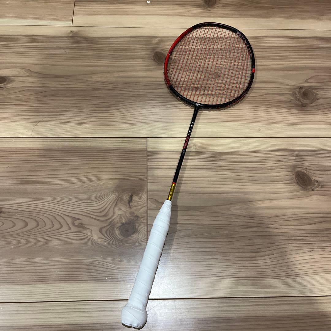 ASTRO CONTROL 88 バドミントンラケット 黒赤