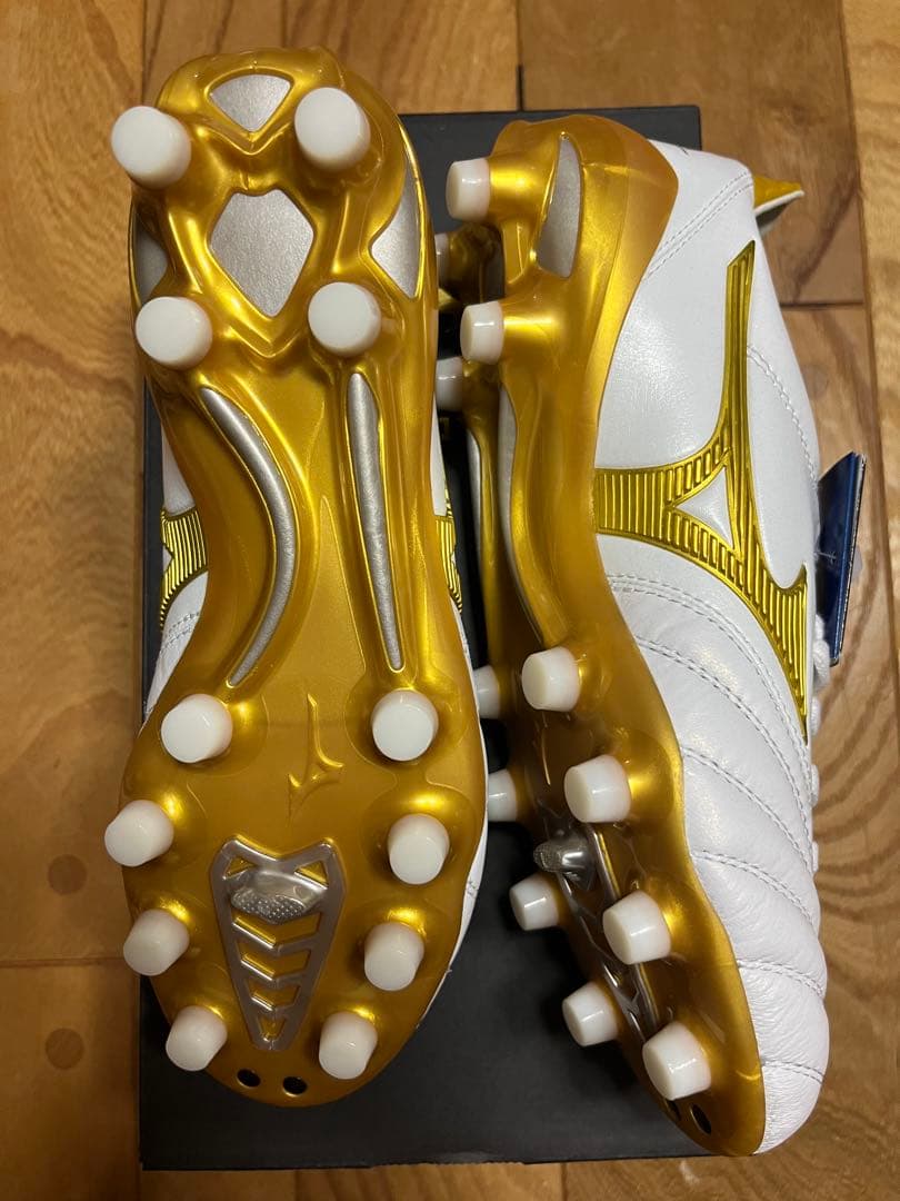 新品　超激レア　限定カラー　ミズノ　モレリア ネオ2 JAPAN 25cm