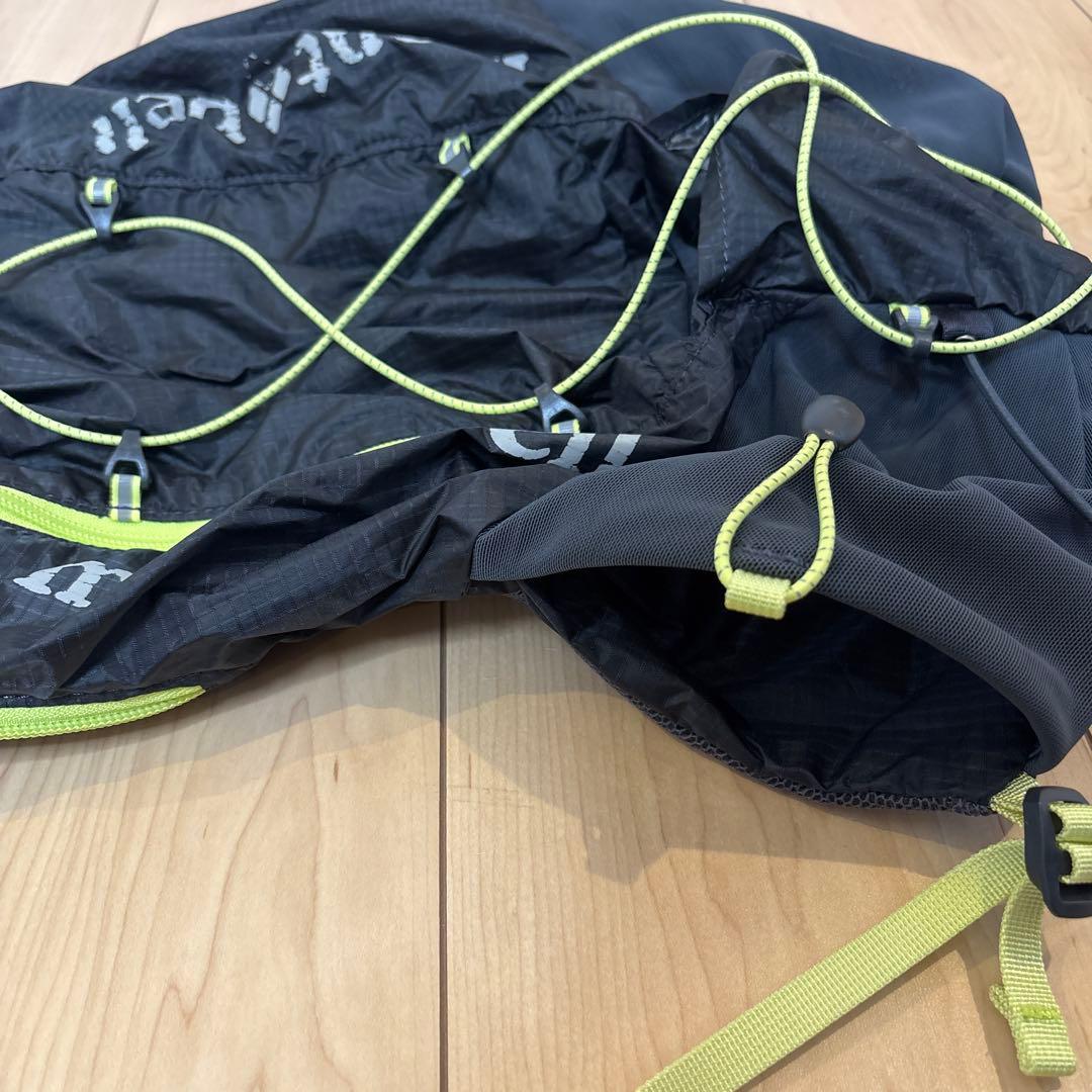 mont-bell モンベル　クロスランナーパック15 非常に軽い