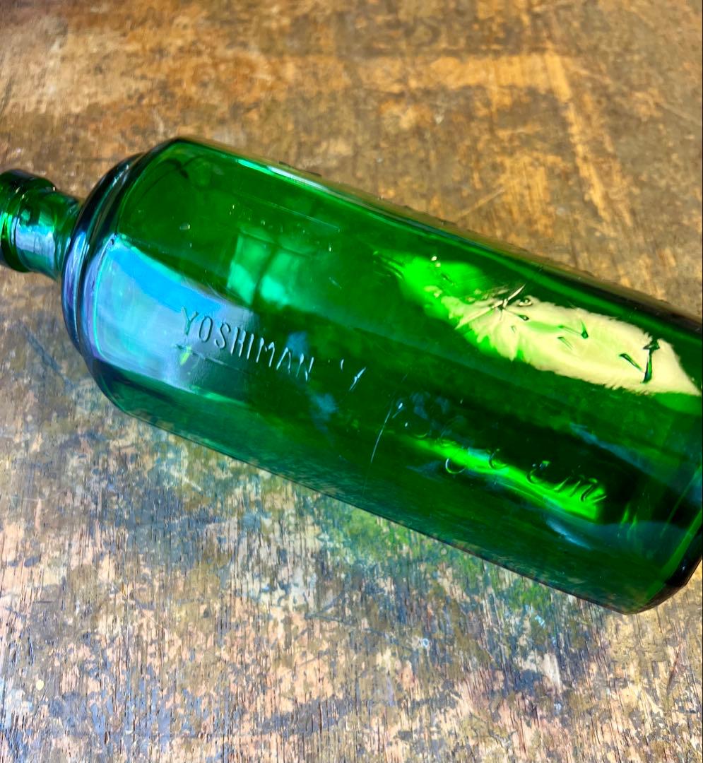 人體消毒新薬ビン　ヨシマン　リゾホルム　八角瓶　神薬　エンボス　ガラスビン