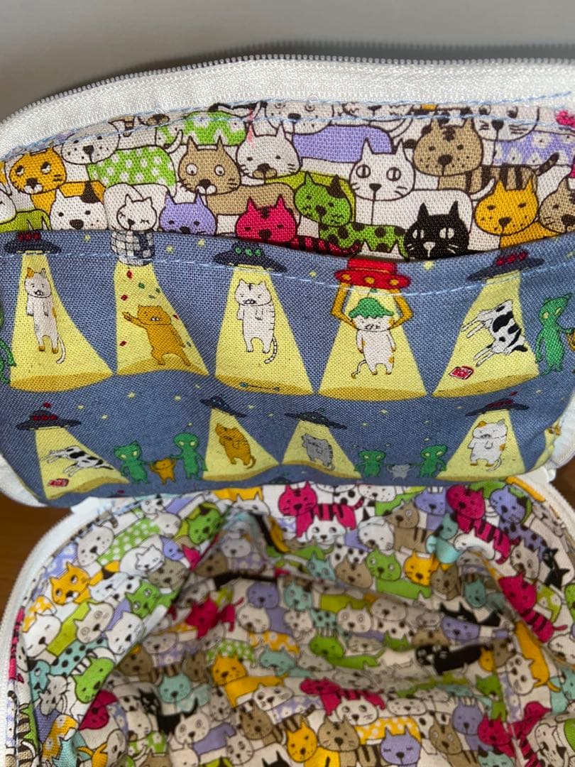 サイドポケット付きトートバッグ　トランク風ポーチ　LR⭐︎