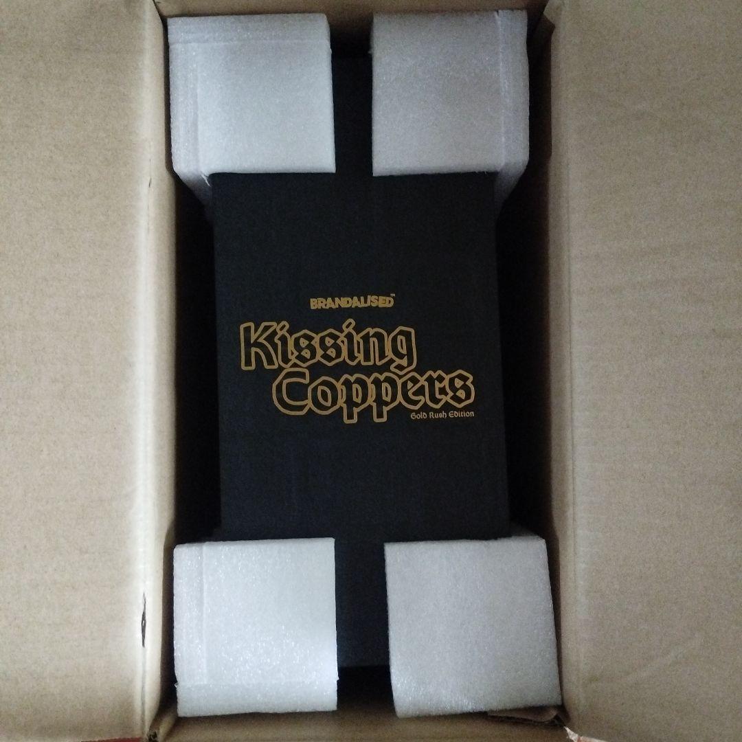 激レア　完売品　バンクシーフィギュア　専用箱　証明書付