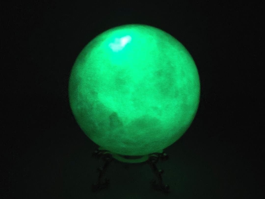 夜行石 1kg フローライト クォーツ 原石 鑑賞石 自然石 誕生石 鉱物 鉱石