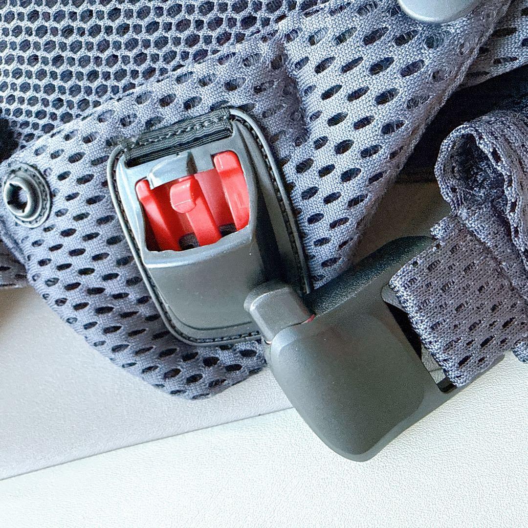 ベビービョルン　ハーモニー　メッシュ　抱っこ紐 ネイビー