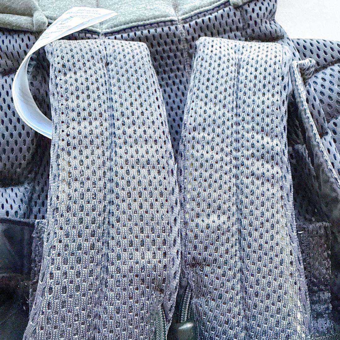 ベビービョルン　ハーモニー　メッシュ　抱っこ紐 ネイビー