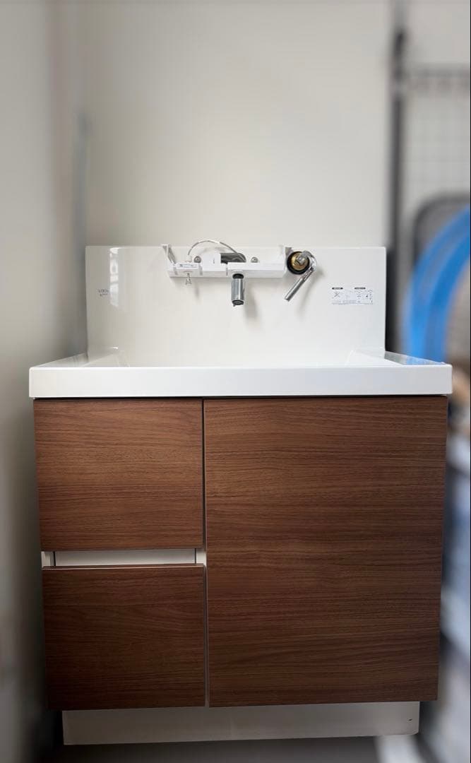 【送料込み】LIXIL 洗面台 未使用