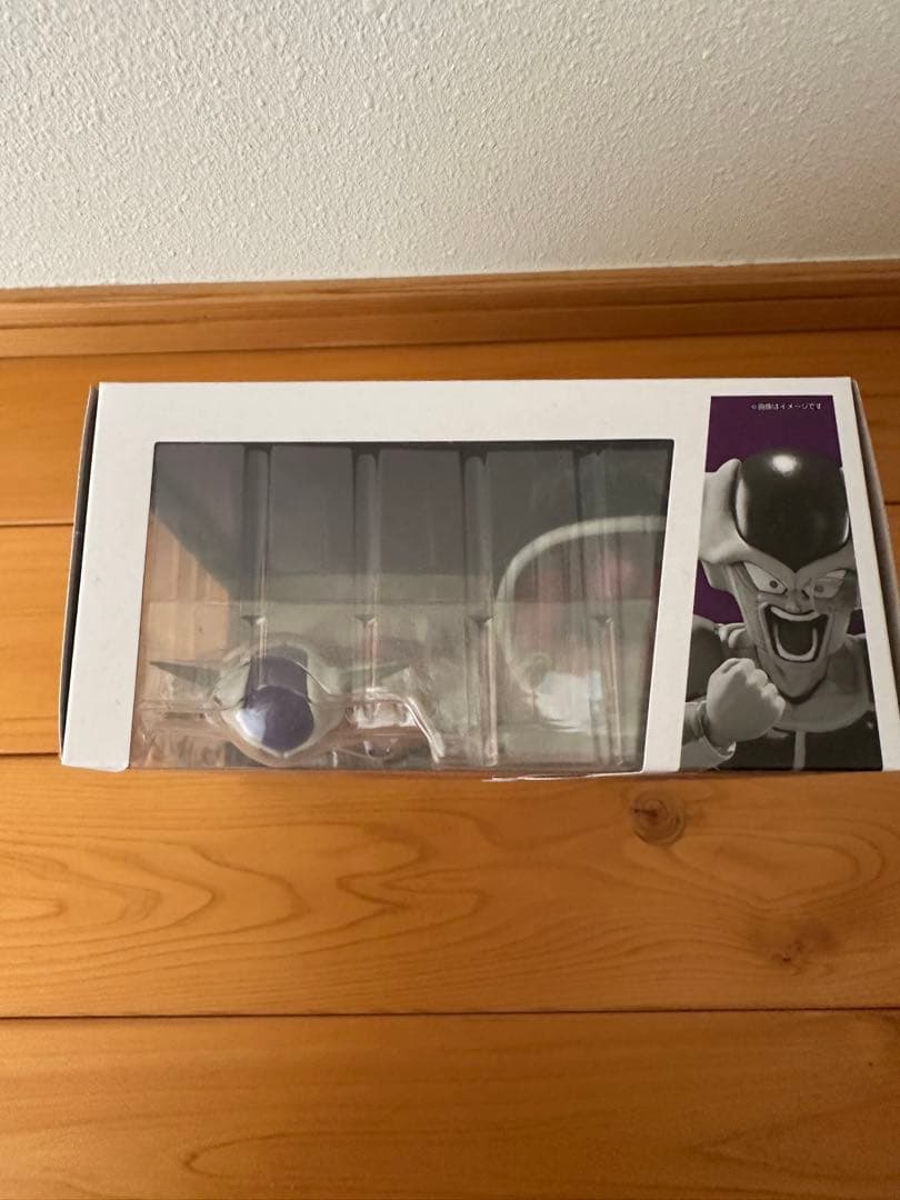 S.H.Figuarts フリーザ 第一形態 & フリーザポッド