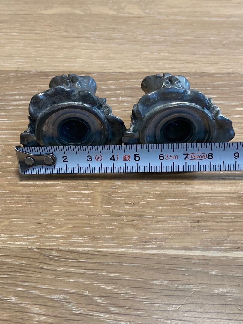 金属製 花形？　アンティーク雑貨 約185g