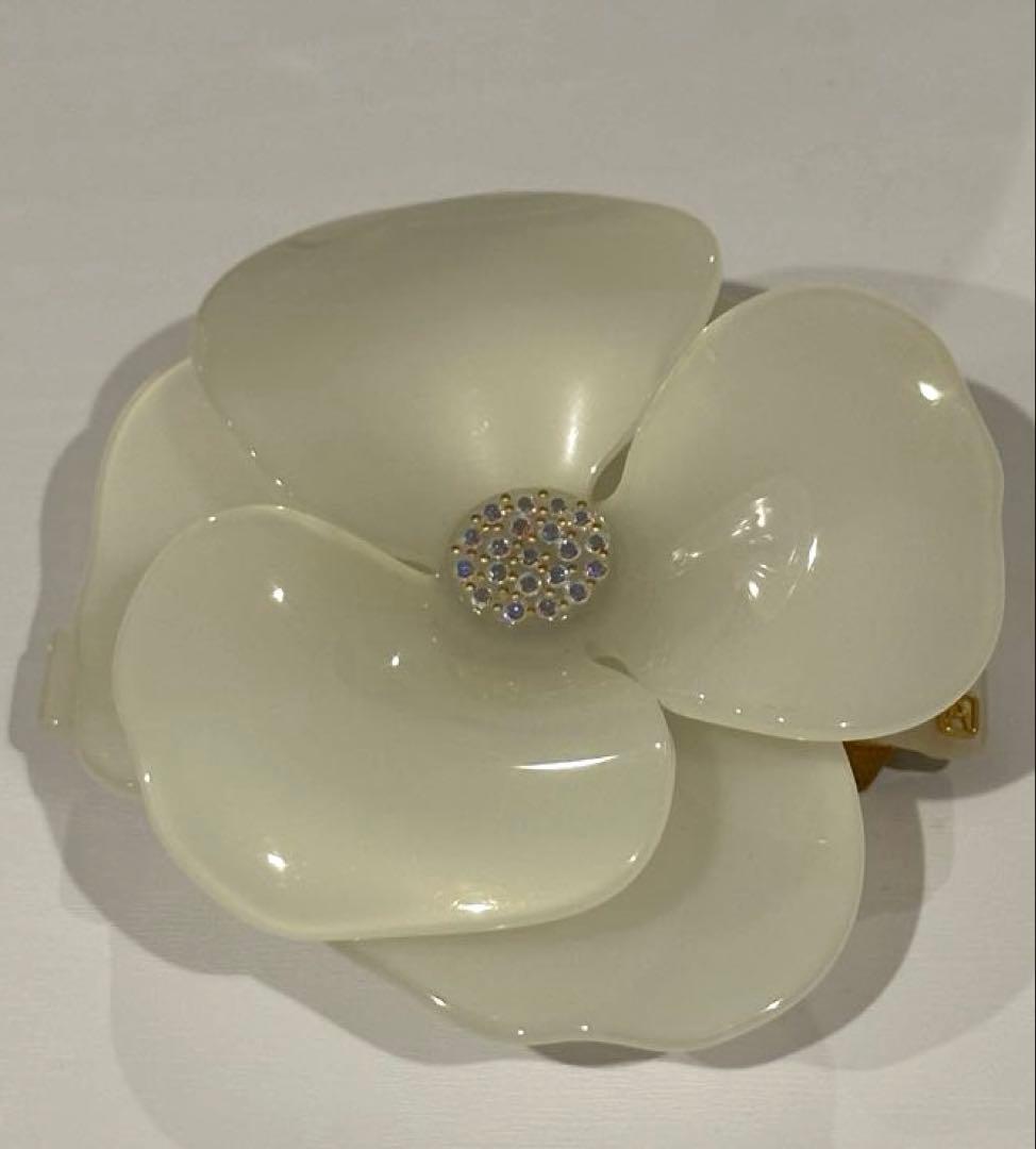 ALEXANDRE DE PARIS アレクサンドルドゥパリ カメリアバレッタ