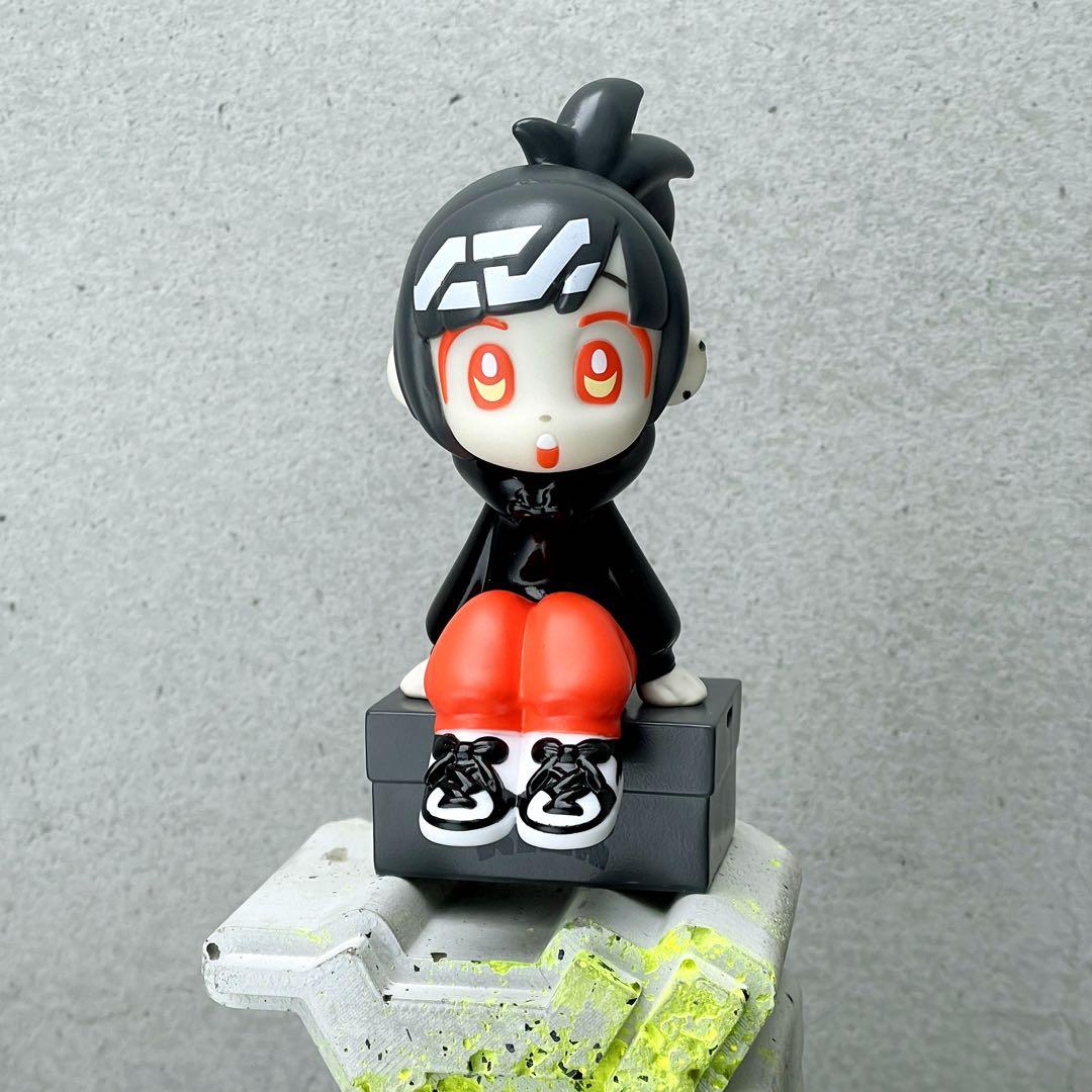 Sit Gal KICKちゃん 中央町戦術工芸カラー