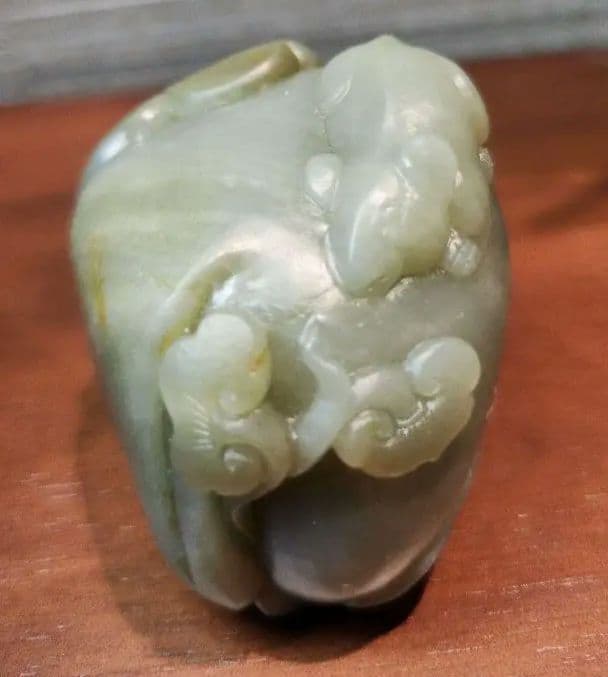 和田青玉 贵鼠献灵芝 和田青玉籽料