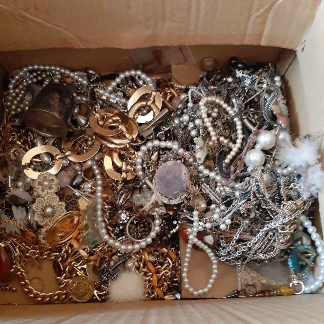 ネックレスまとめ売り