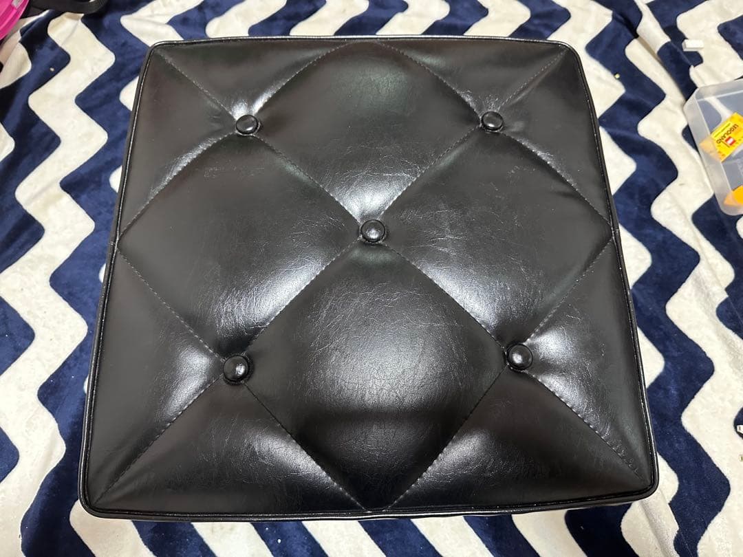 【値下げ】カリモク60 オットマン　スツール　ブラック