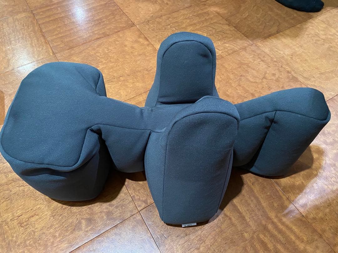 リラクッション　トイプードル　チャコールグレー