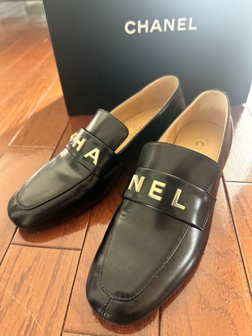 ピ*ー様 美品　CHANEL シャネル　ローファー ブラック 37