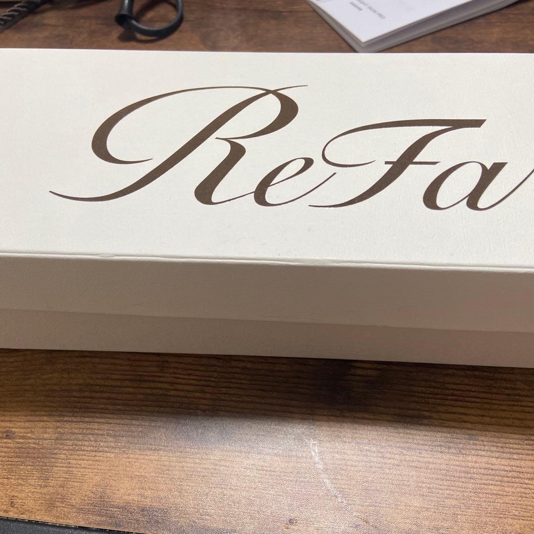 リファ ストレートアイロン プロ　ブラック