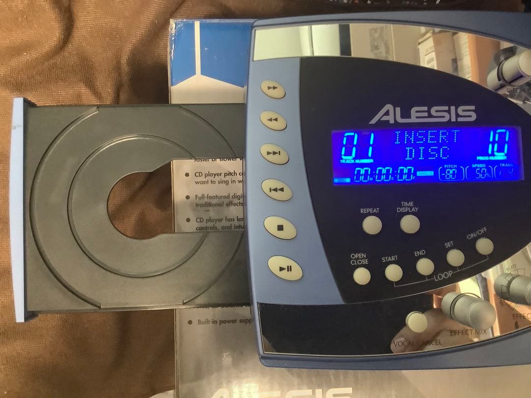 多機能ボーカルトレーナー　ALESIS Vocalist Playmate