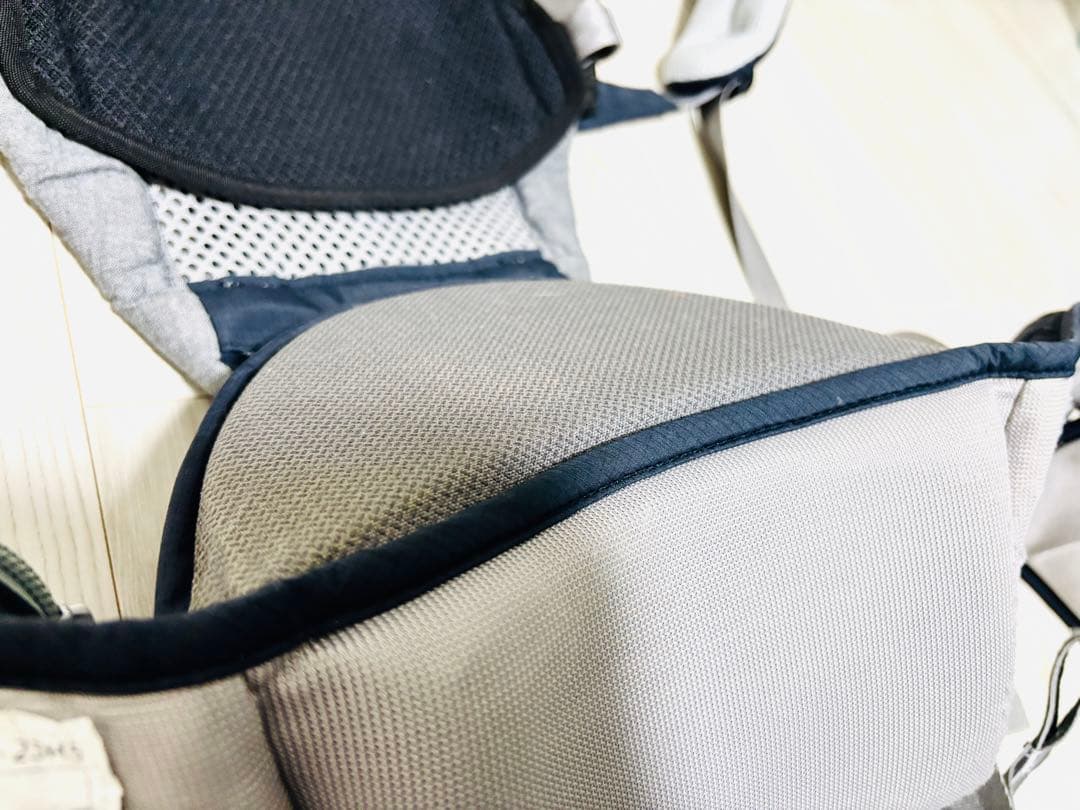 【美品 箱つき】ミキハウス×ポグネー ベビーキャリア 抱っこひも