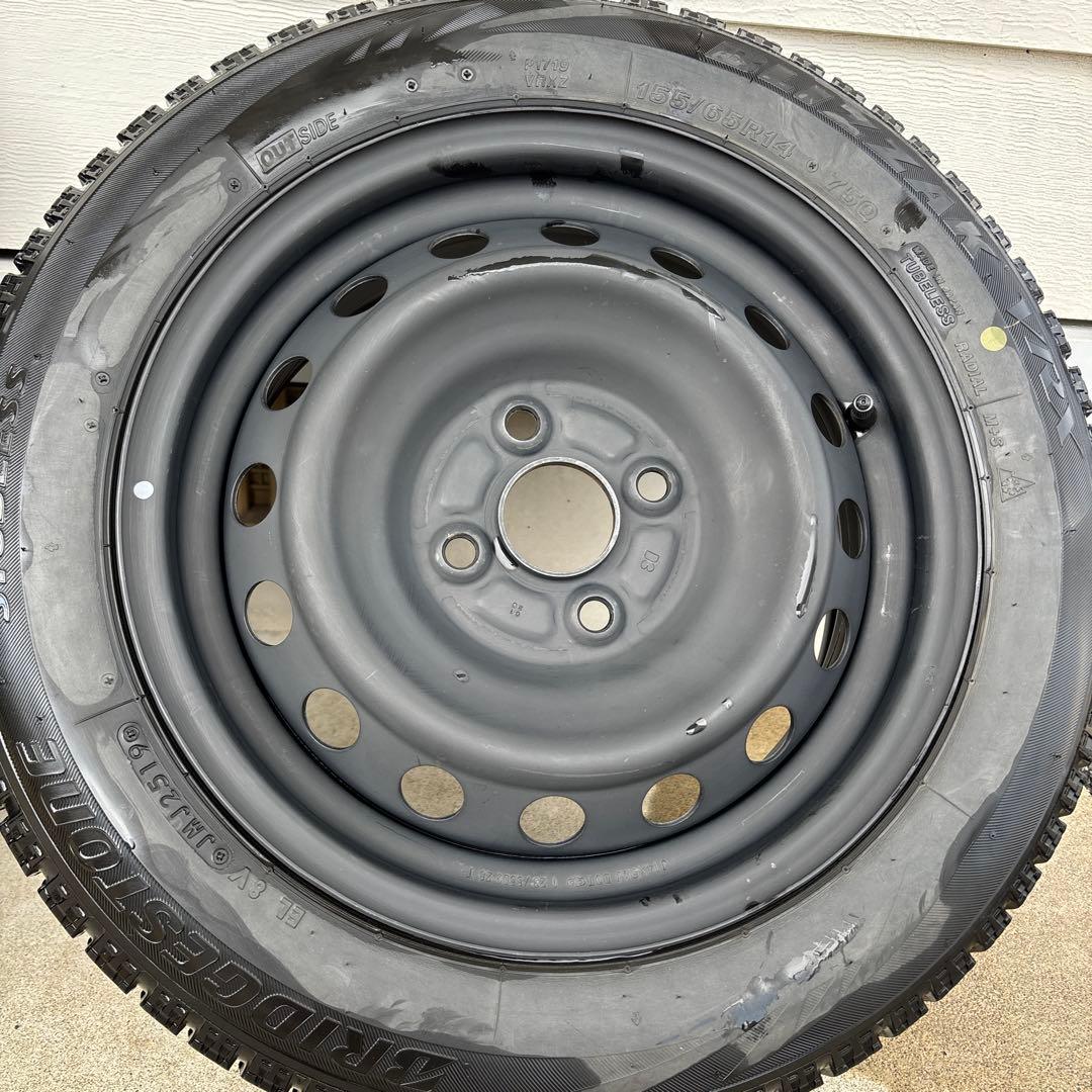 年末年始大感謝祭!! トヨタ純正　14インチ　鉄チン　ヤリス　スタッドレス